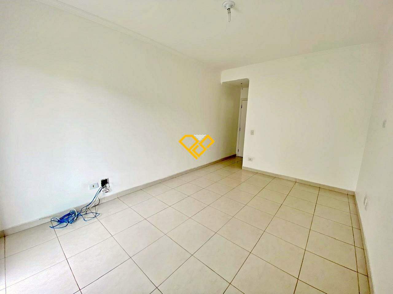 Casa à venda no Ponta da Praia: 2° andar quarto com suíte