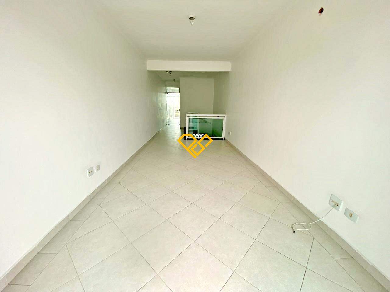 Casa à venda no Ponta da Praia: 3º andar sala
