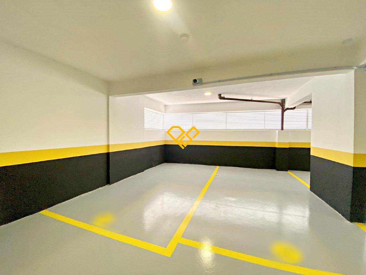Apartamento à venda no Boqueirão: Garagem