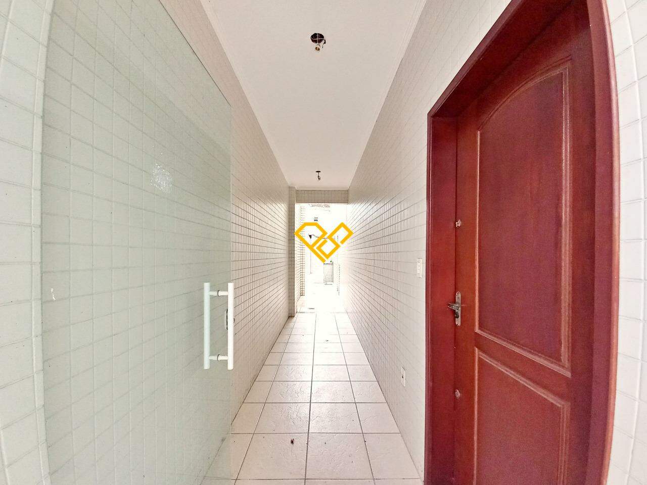 Sobreposta Baixa à venda no Vila Belmiro: Corredor externo