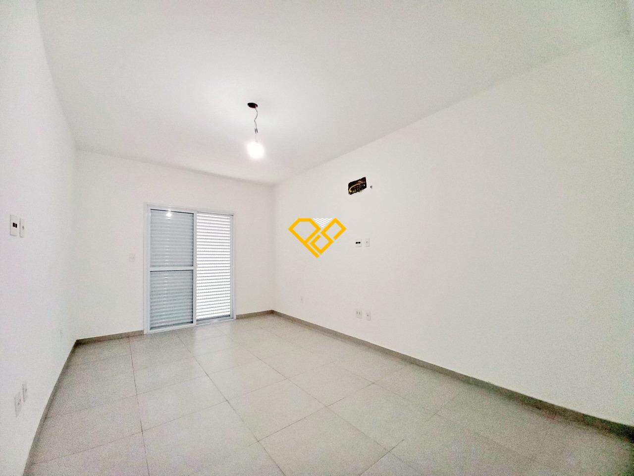Sobreposta Baixa à venda no Vila Belmiro: Suíte 4