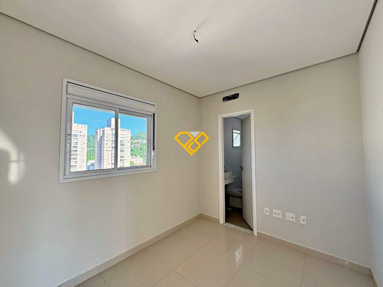 Cobertura à venda no José Menino: Suíte 3