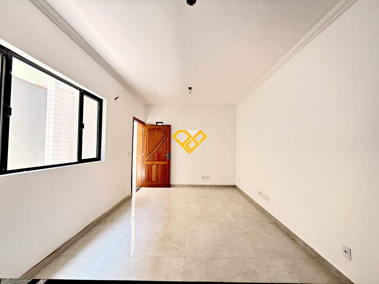 Sobreposta Baixa à venda no Embaré: Sala
