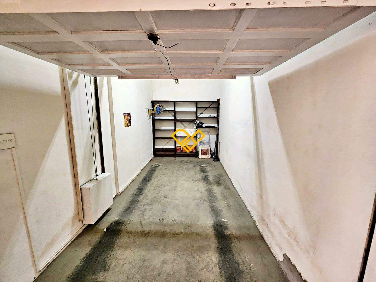 Apartamento à venda no Ponta da Praia: Garagem fechada