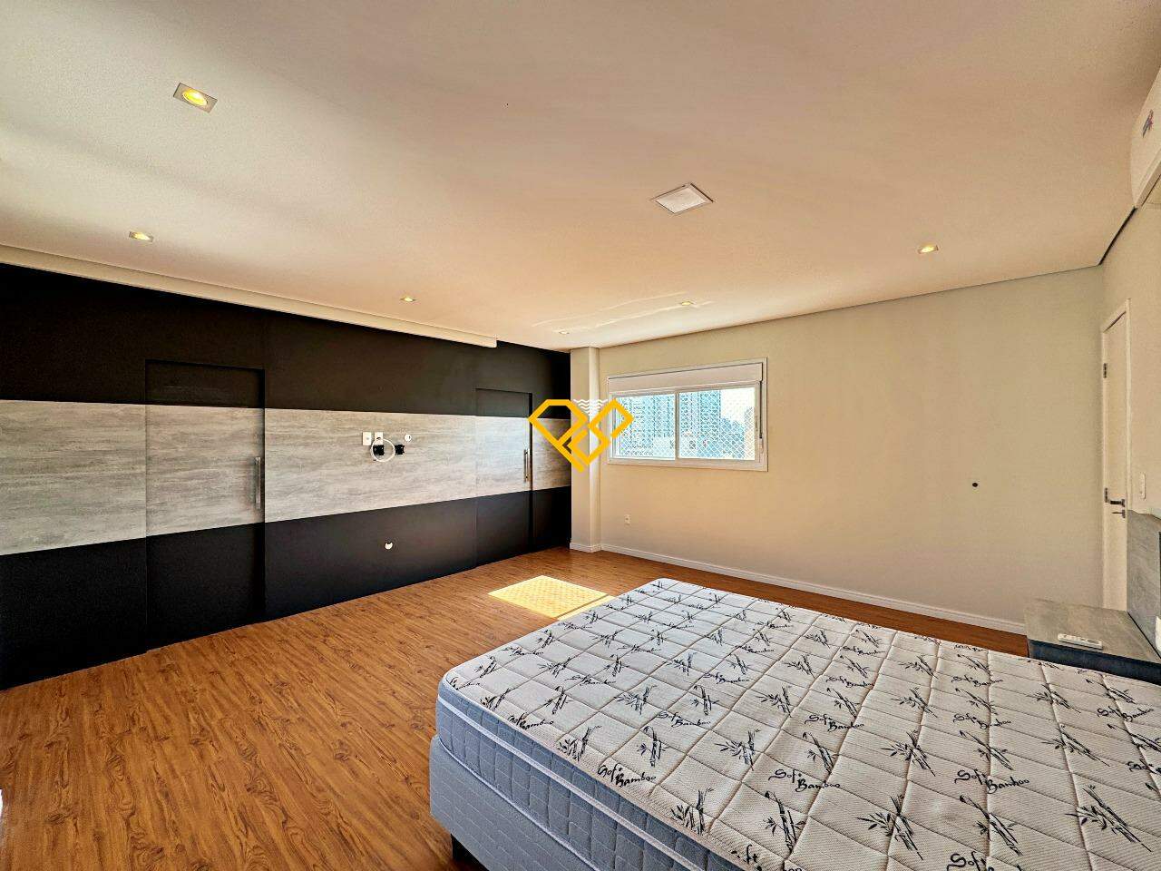 Cobertura à venda no José Menino: Suíte 1 - master