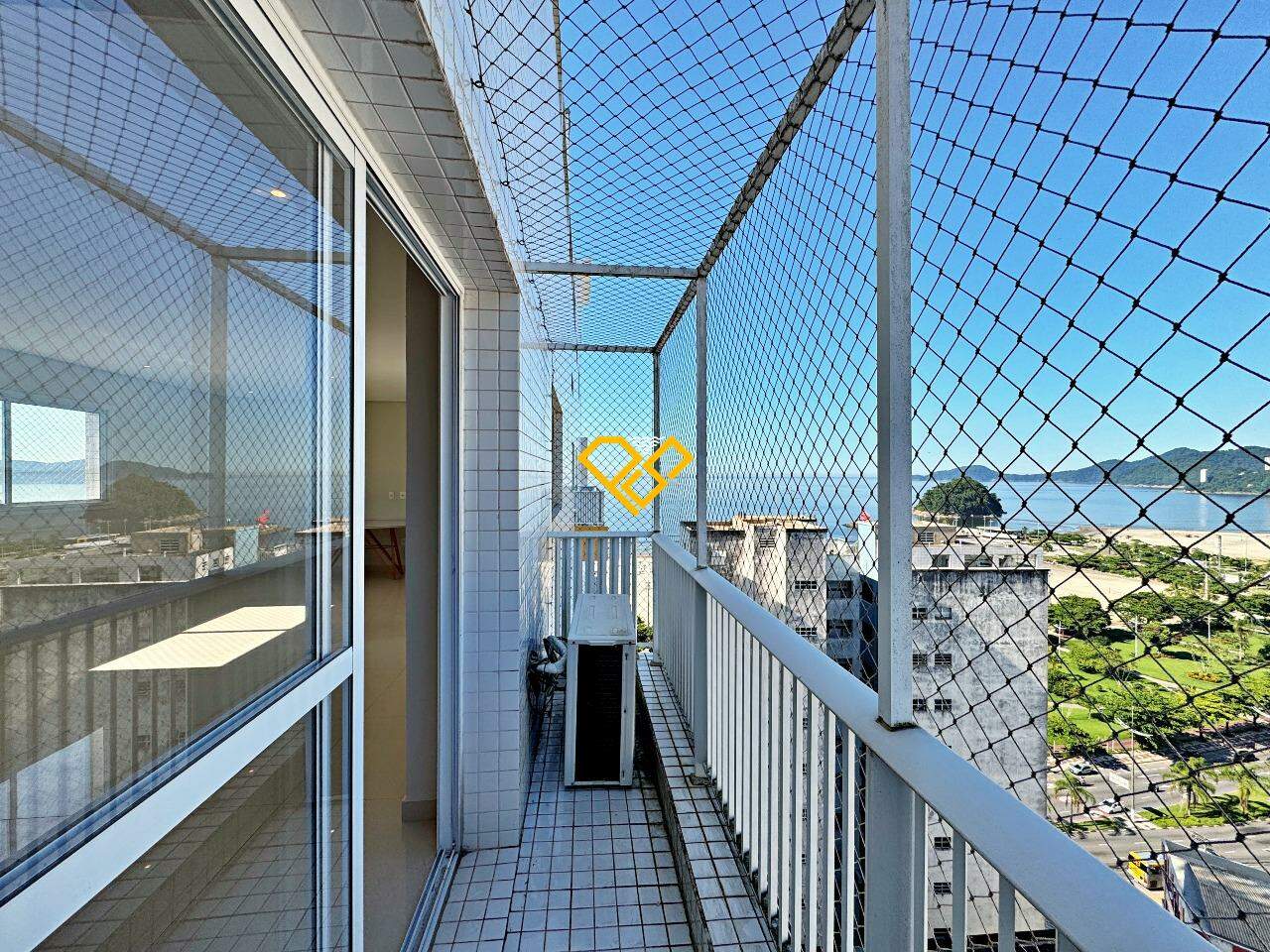 Cobertura à venda no José Menino: Varanda da sala