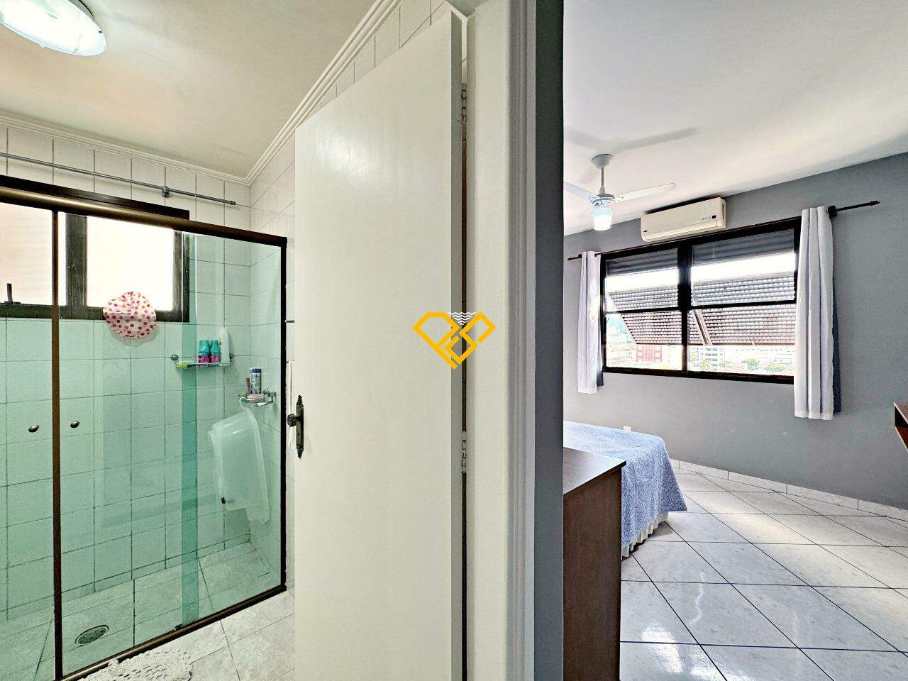 Apartamento à venda no Embaré: Dormitório 1 - suíte
