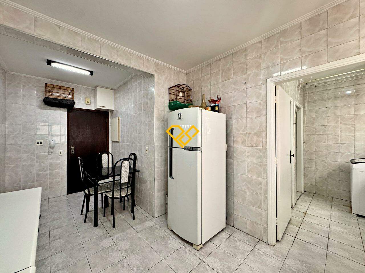 Apartamento à venda no Embaré: Cozinha