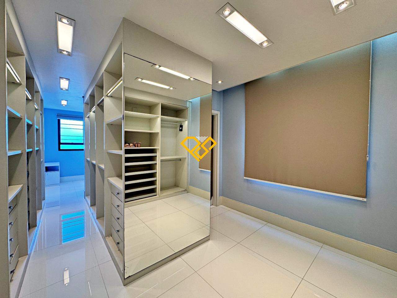 Cobertura à venda no Aparecida: Suíte 1 - master - closet