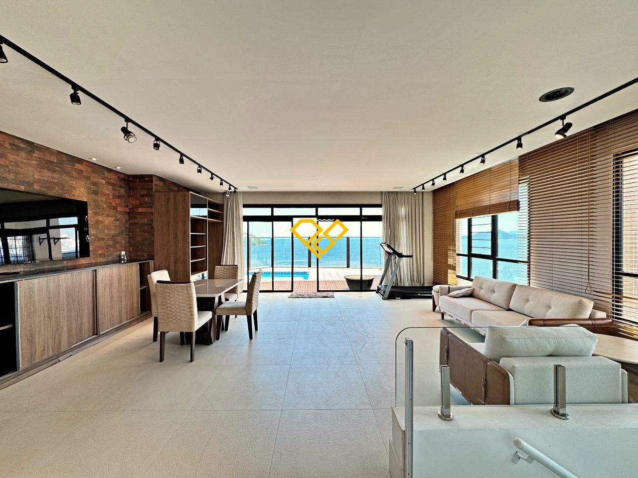 Cobertura à venda no Aparecida: Área gourmet