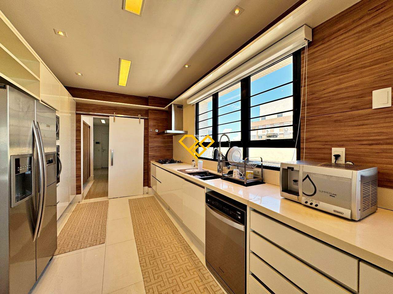 Cobertura à venda no Aparecida: Cozinha