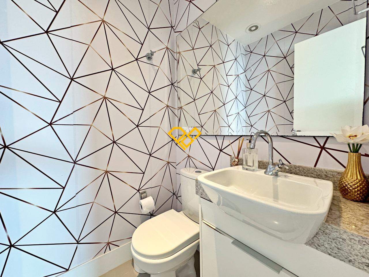 Apartamento à venda no Boqueirão: Lavabo