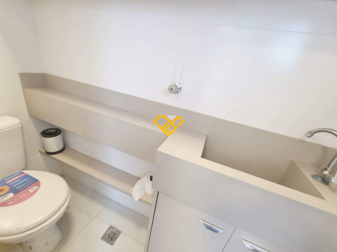 Cobertura para aluguel no Boqueirão: Lavabo