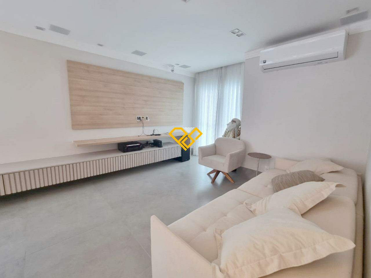 Cobertura para aluguel no Boqueirão: Sala