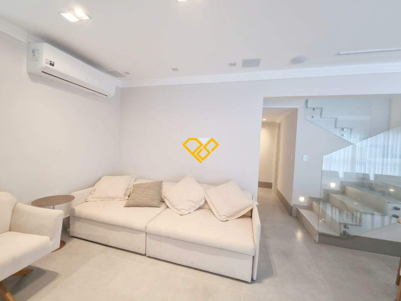Cobertura para aluguel no Boqueirão: Sala