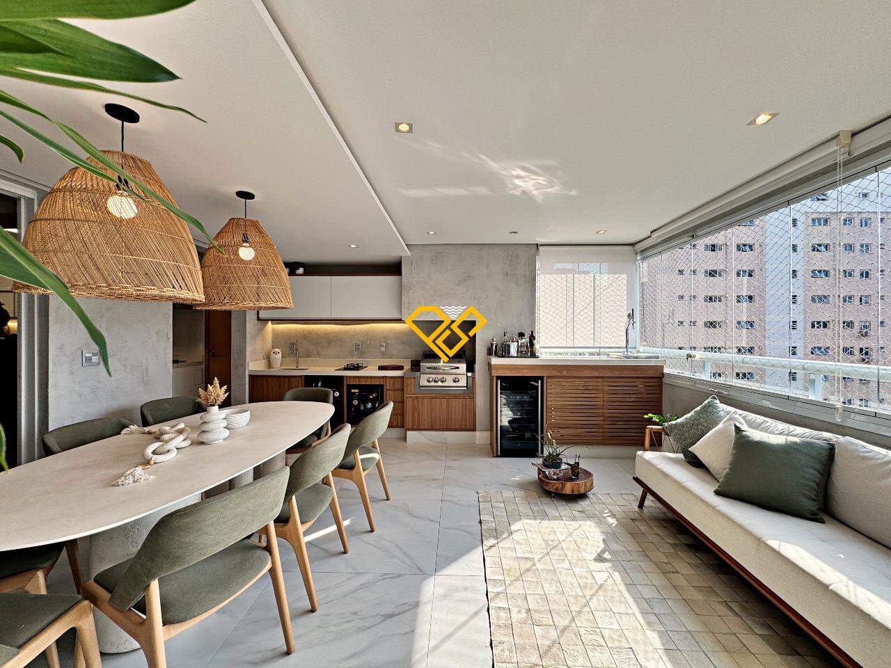 Apartamento à venda no Boqueirão: Varanda com churrasqueira
