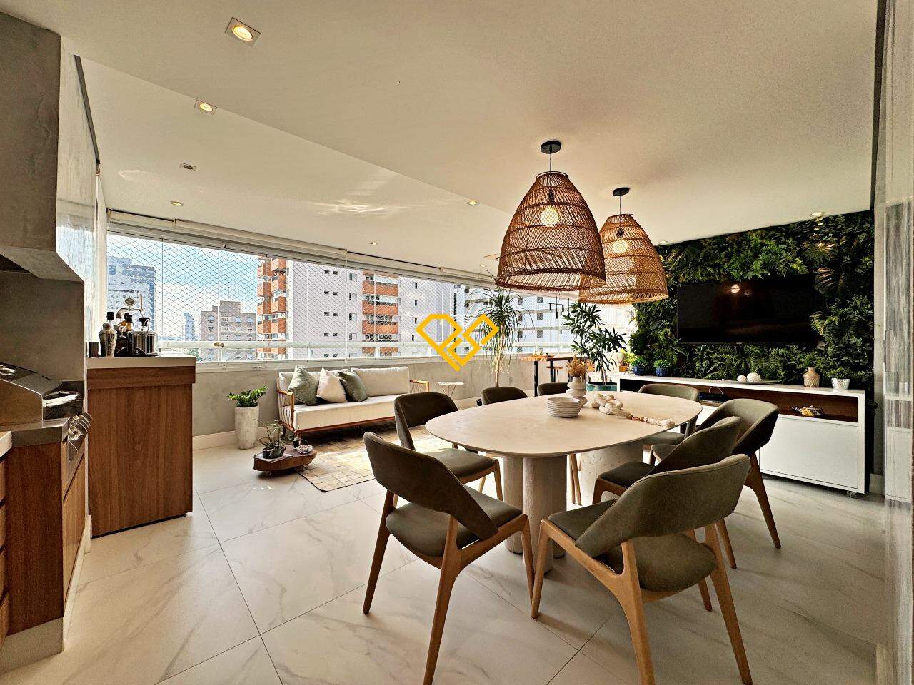 Apartamento à venda no Boqueirão: Varanda com churrasqueira
