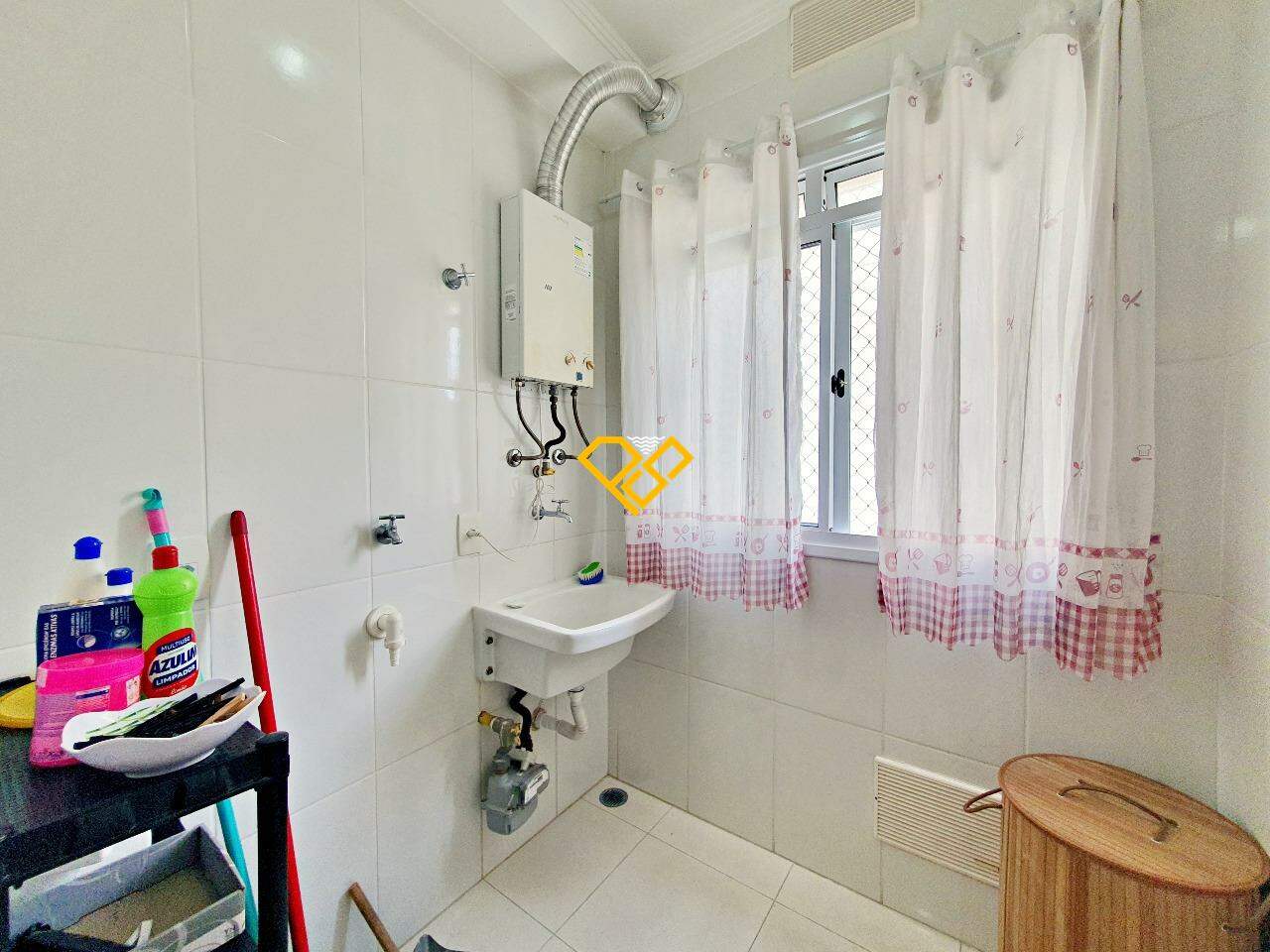 Apartamento à venda no Marapé: Área de serviço