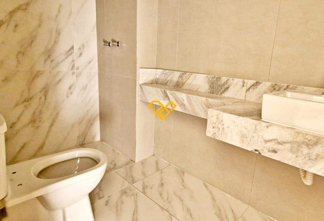 Apartamento à venda no José Menino: Wc social