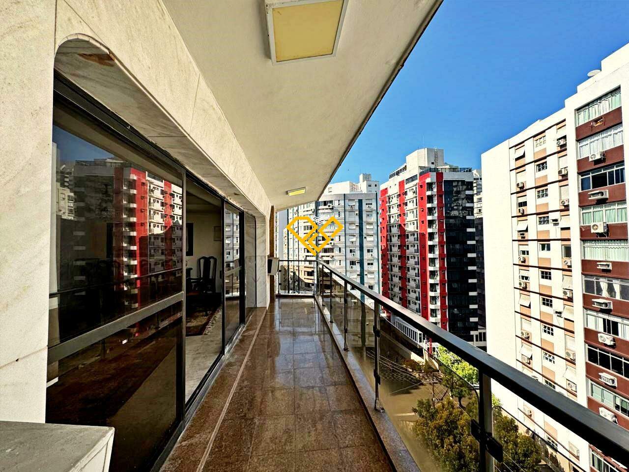 Apartamento à venda no Gonzaga: 