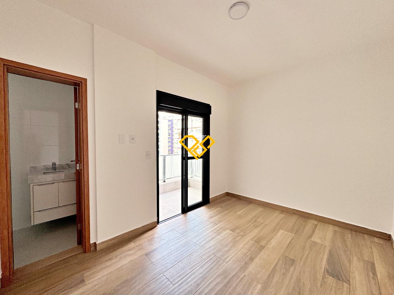 Apartamento à venda no Aparecida: Dormitório - suíte