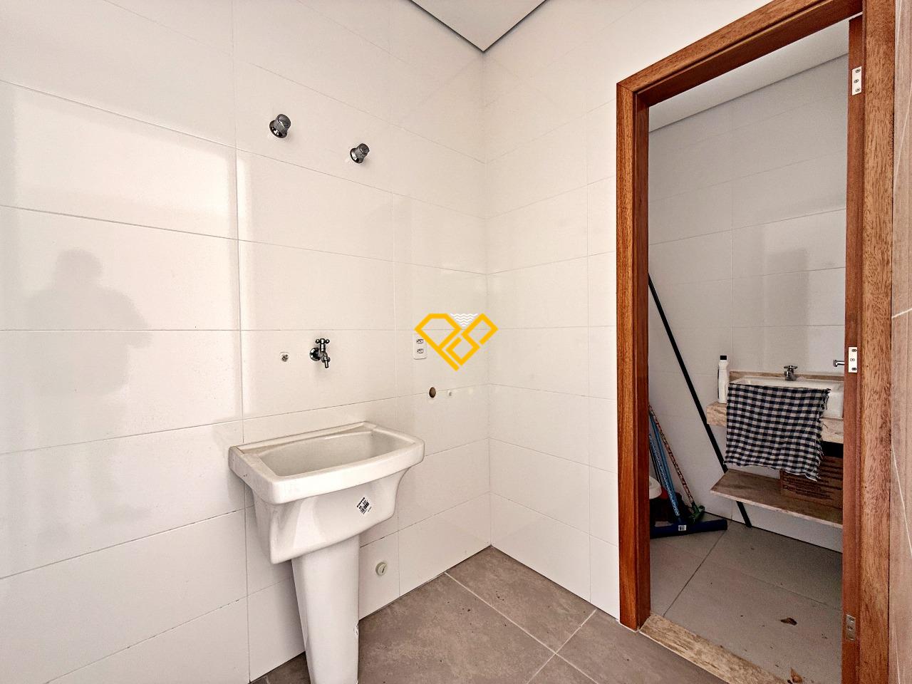 Sobrado à venda no Vila Belmiro: Área de serviço