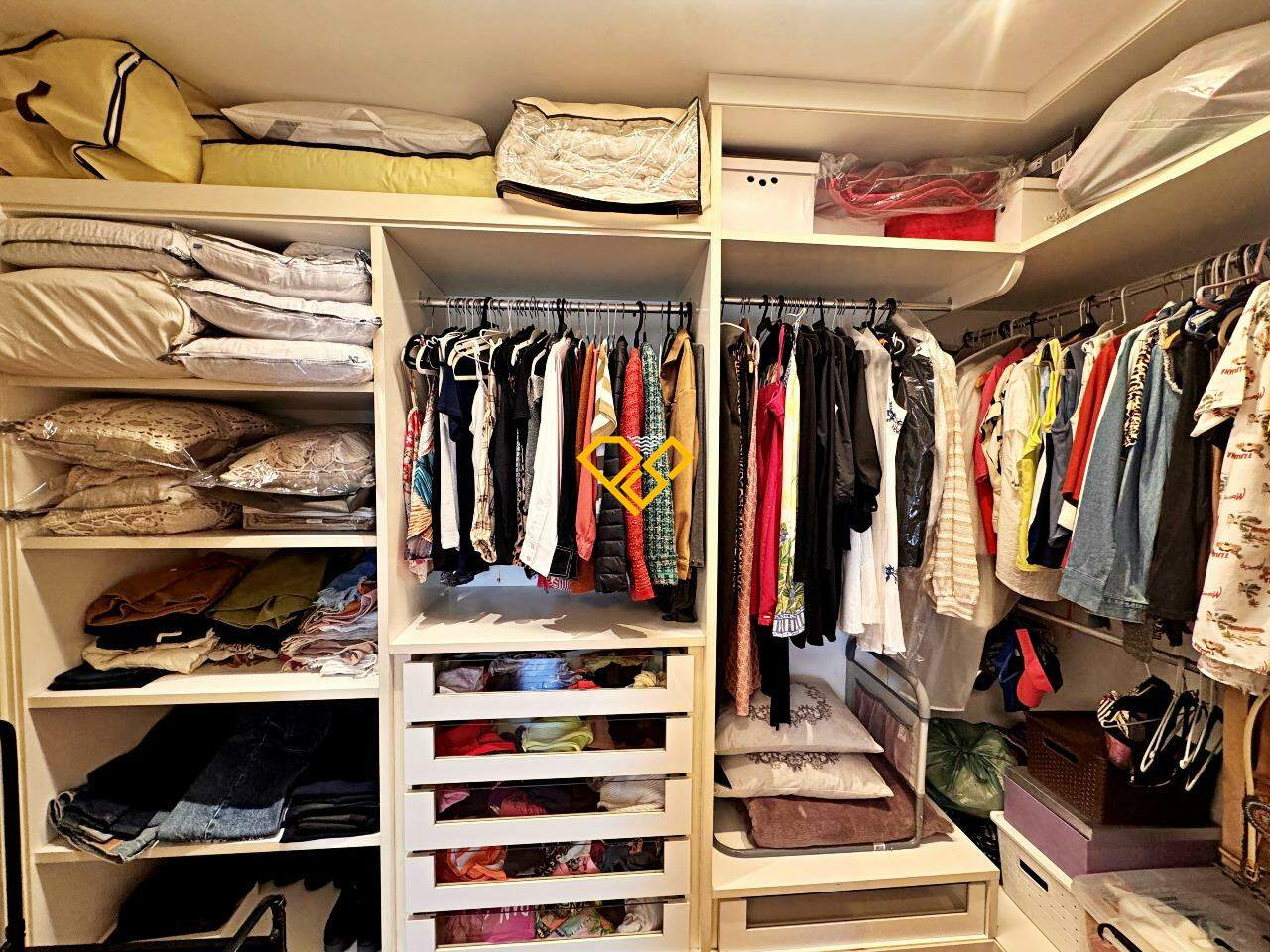 Cobertura à venda no Embaré: Suíte 2 - closet