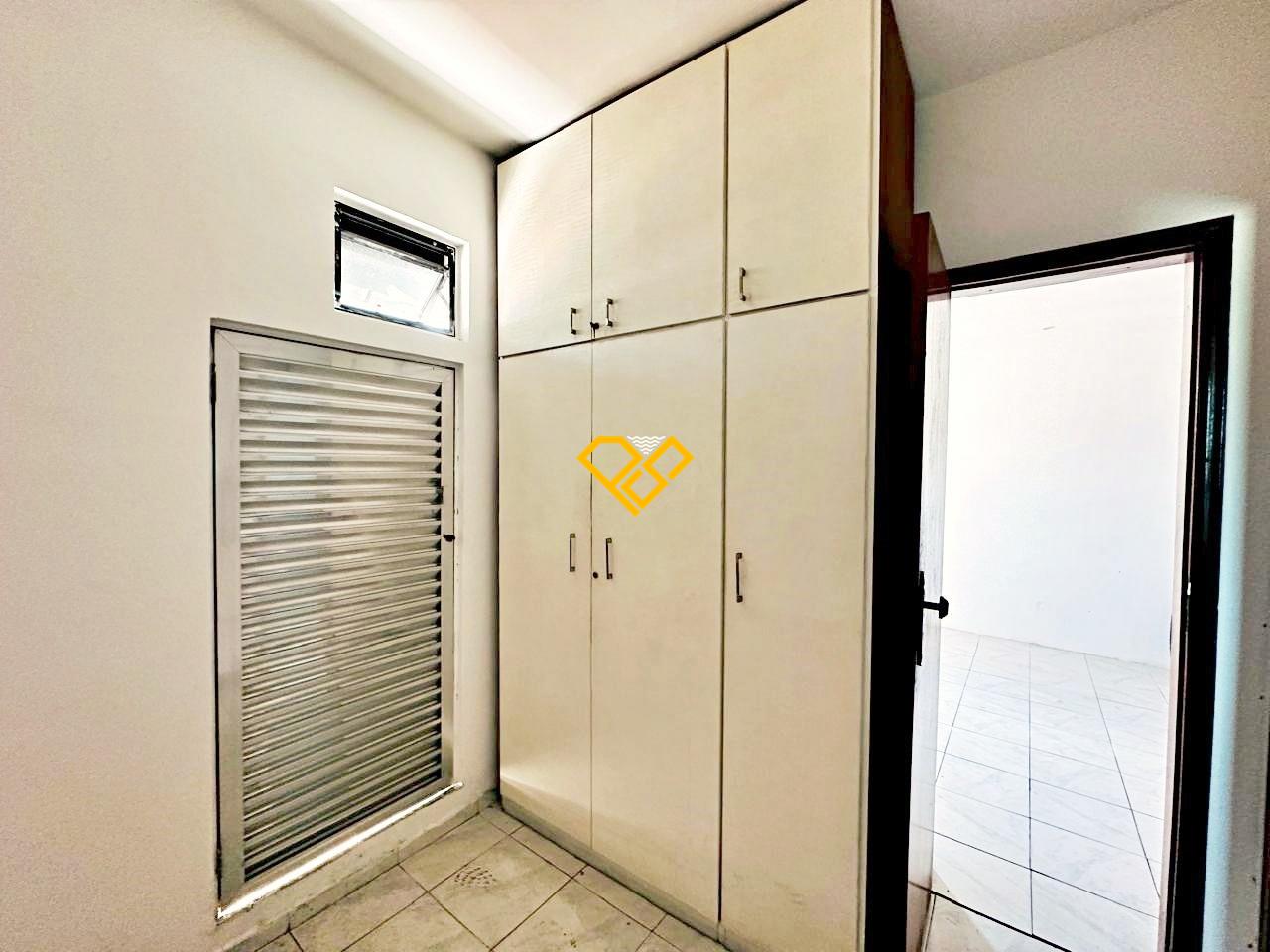 Cobertura para aluguel no Vila Belmiro: Dormitório 1 - suíte - closet