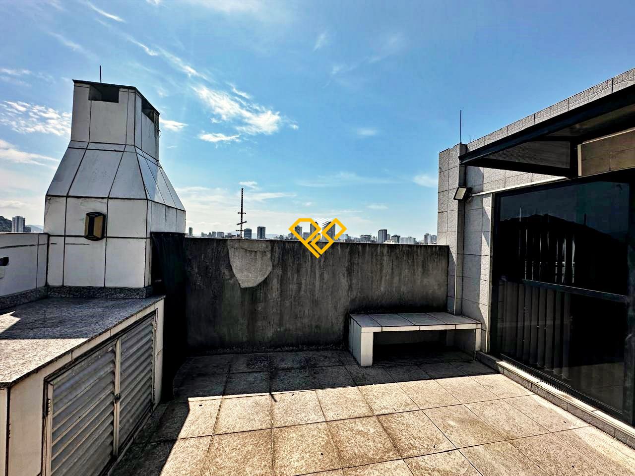 Cobertura para aluguel no Vila Belmiro: Área gourmet com churrasqueira