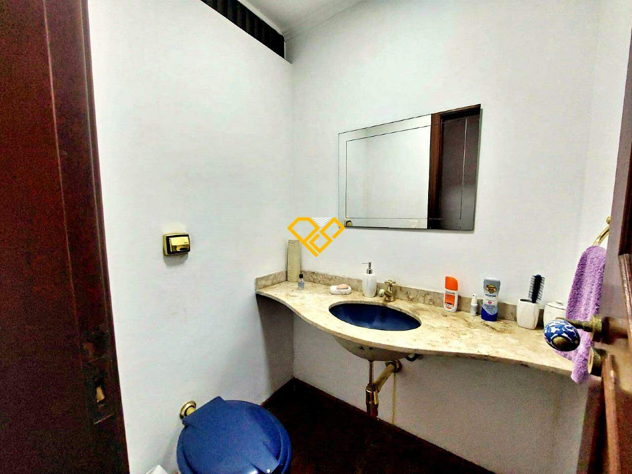 Apartamento à venda no Boqueirão: Lavabo