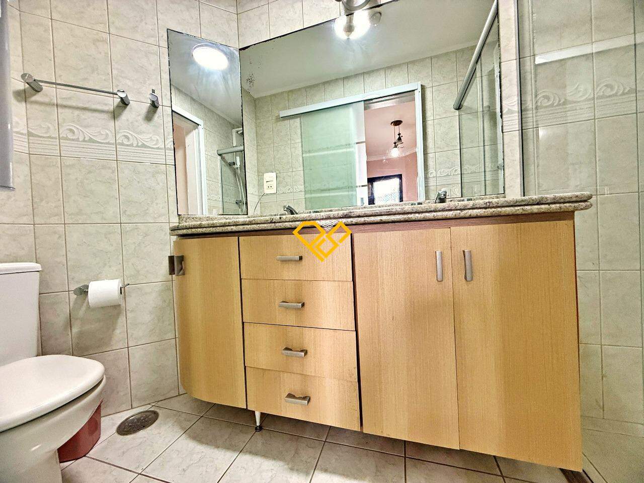 Apartamento à venda no Ponta da Praia: Wc suíte