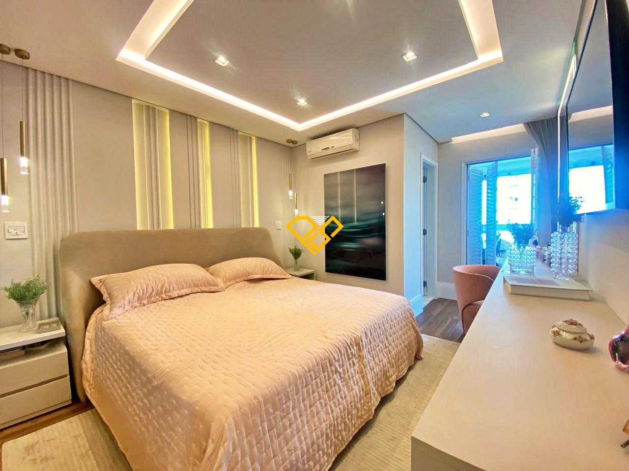 Apartamento à venda no Embaré: 