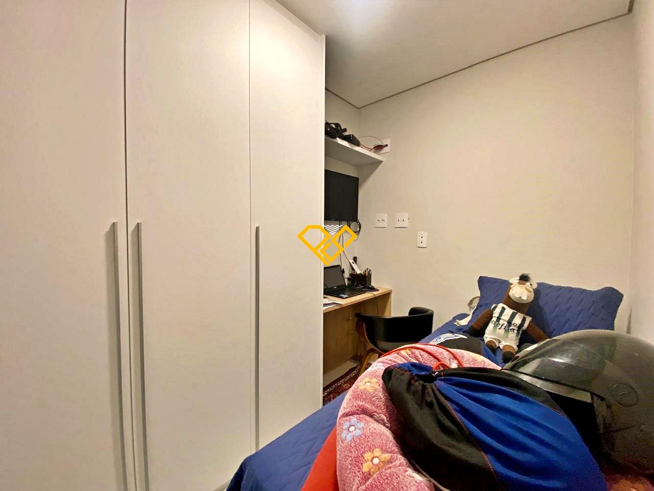 Apartamento à venda no Embaré: 