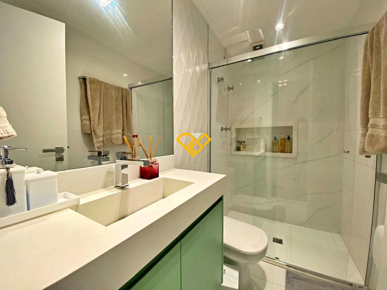 Apartamento à venda no Embaré: 