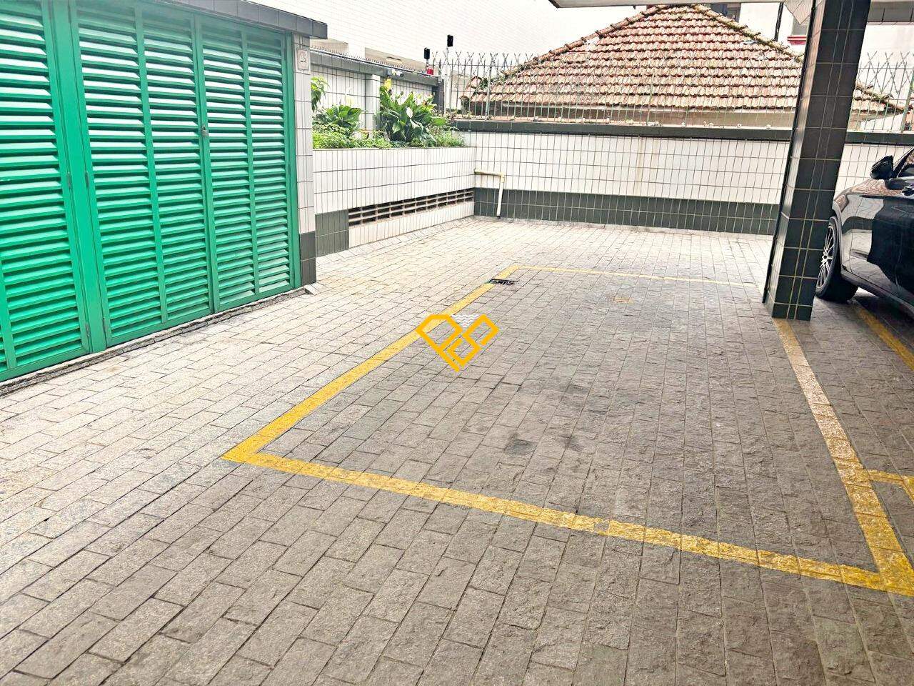 Cobertura à venda no Embaré: