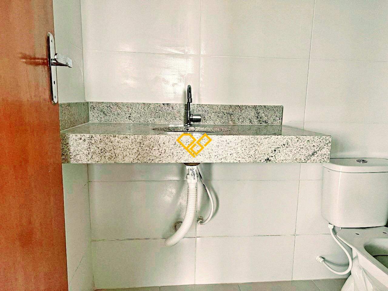 Apartamento à venda no Macuco: Wc social