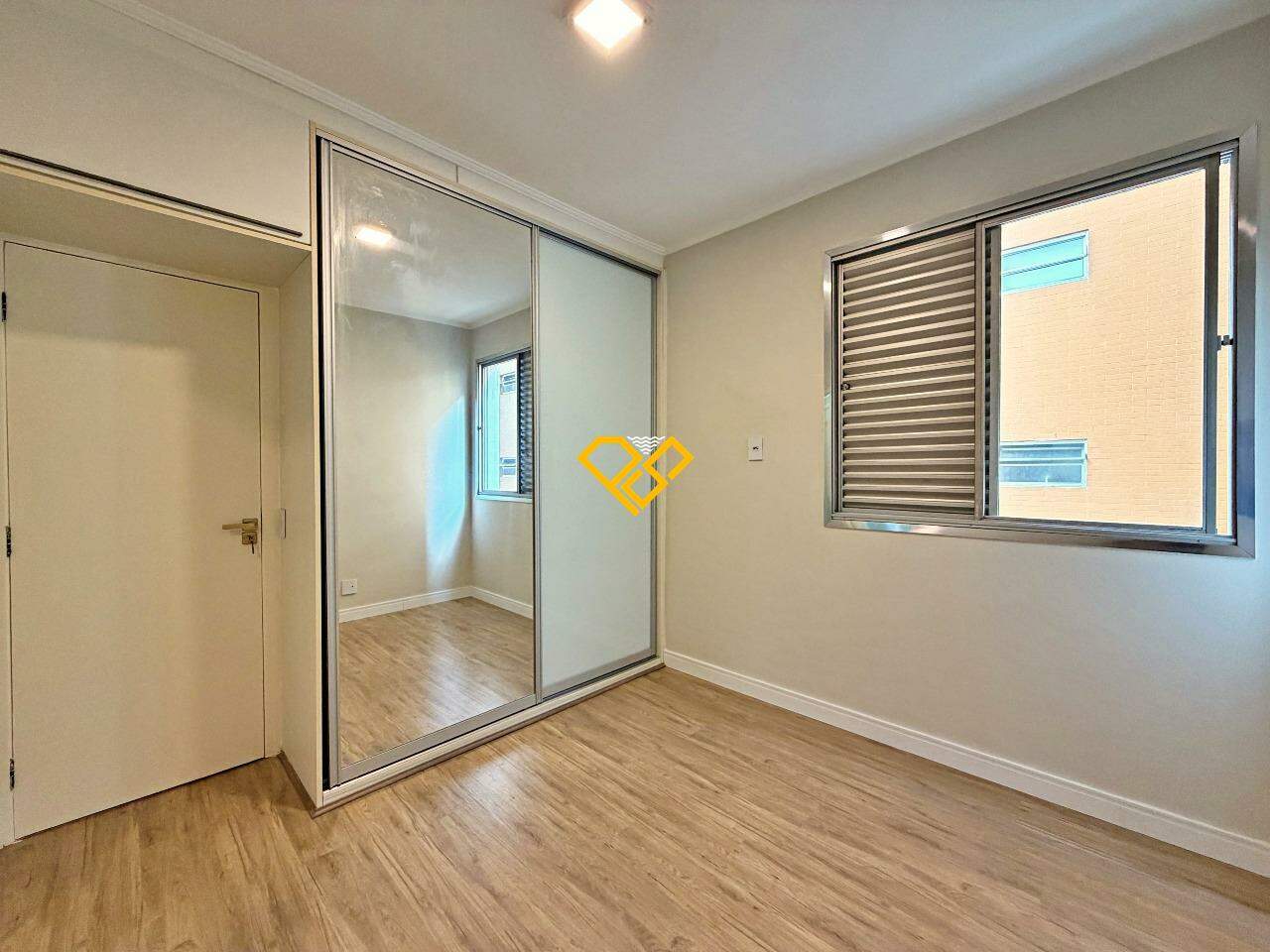 Apartamento à venda no Boqueirão: Dormitório 1 - suíte