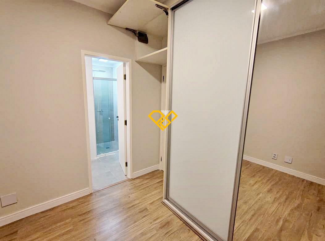 Apartamento à venda no Boqueirão: Dormitório 1 - suíte