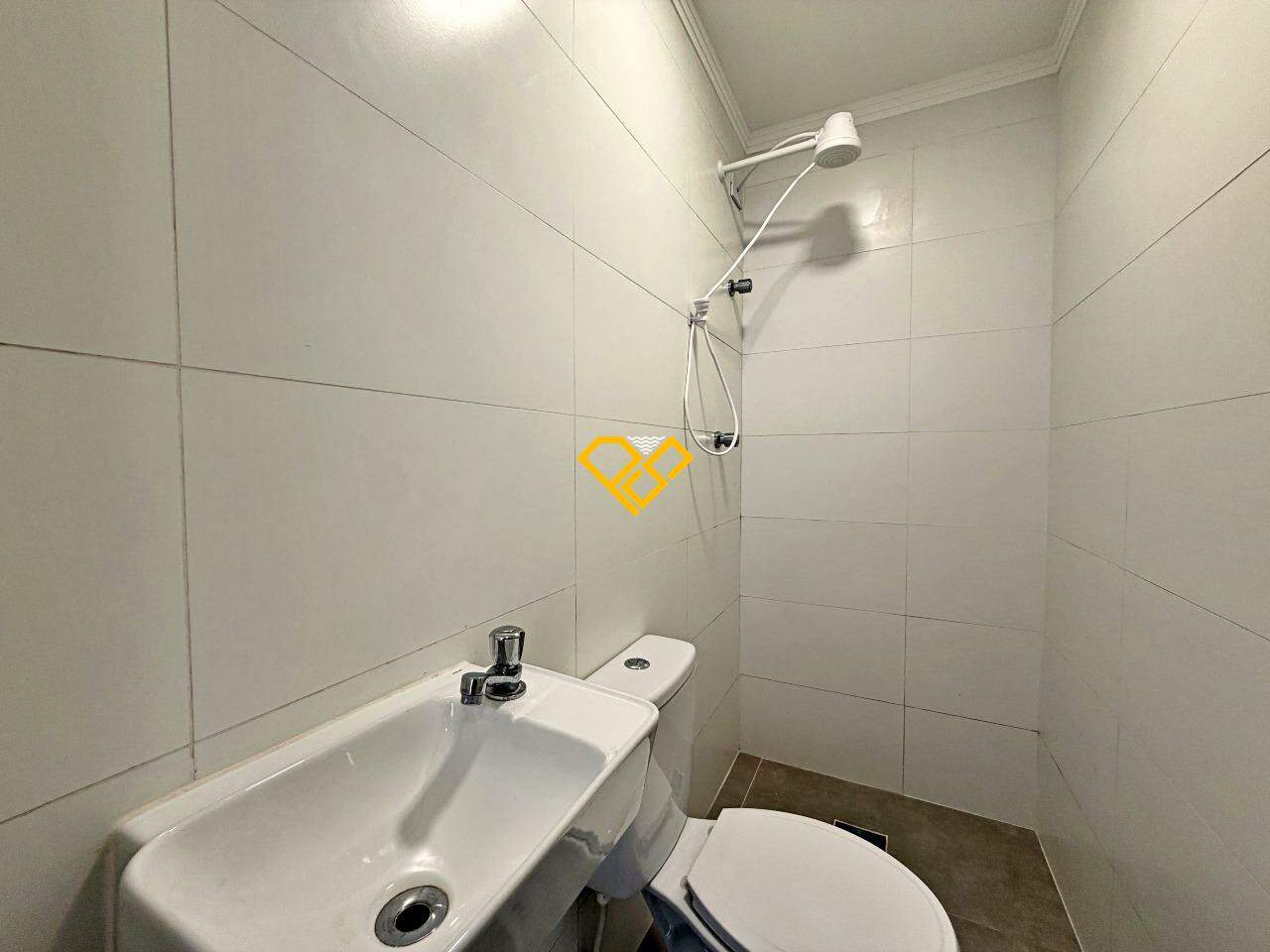 Apartamento à venda no Boqueirão: Wc de serviço
