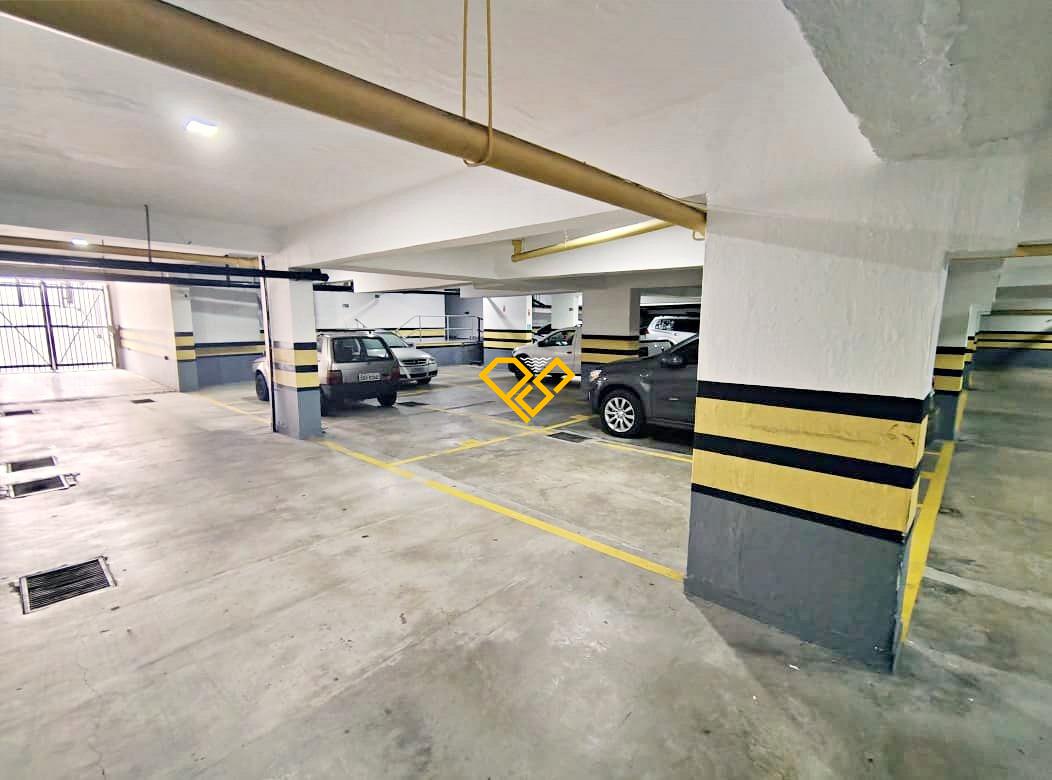 Apartamento à venda no Boqueirão: Garagem