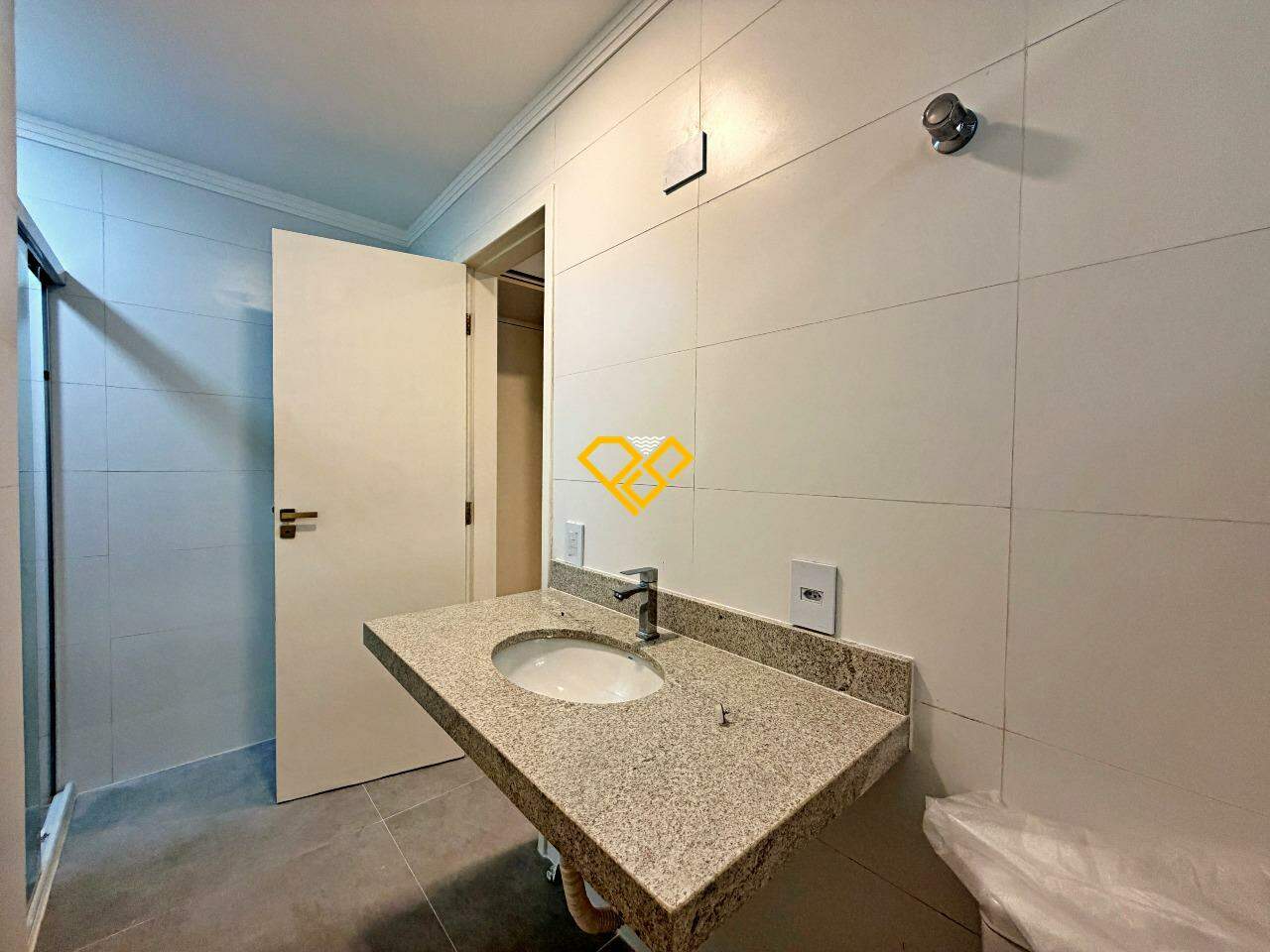 Apartamento à venda no Boqueirão: Wc suíte 1