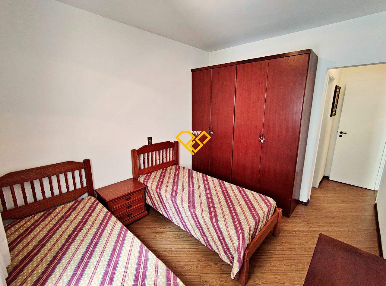 Apartamento à venda no Boqueirão: Dormitório - suíte