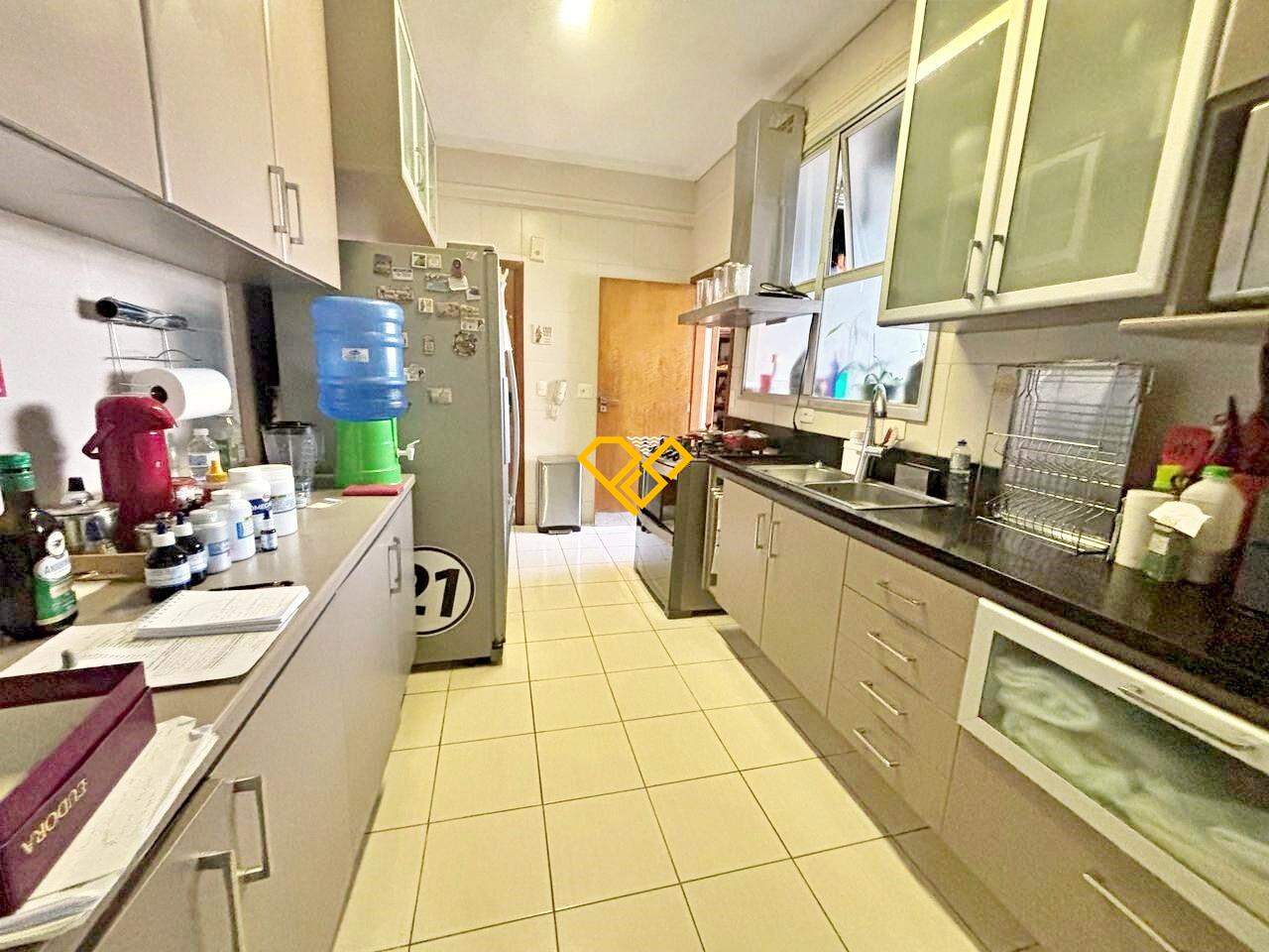 Apartamento à venda no Gonzaga: Cozinha