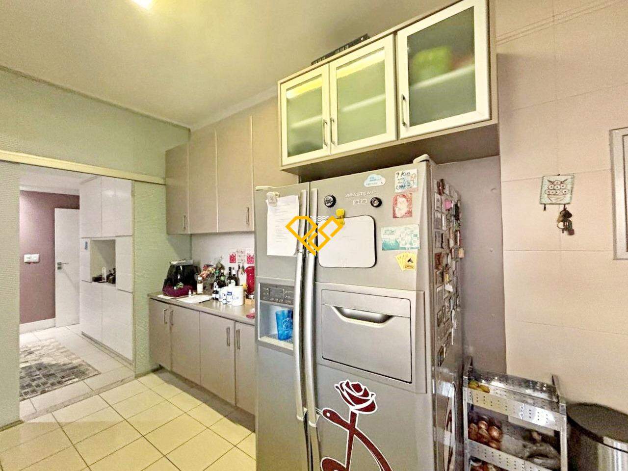 Apartamento à venda no Gonzaga: Cozinha