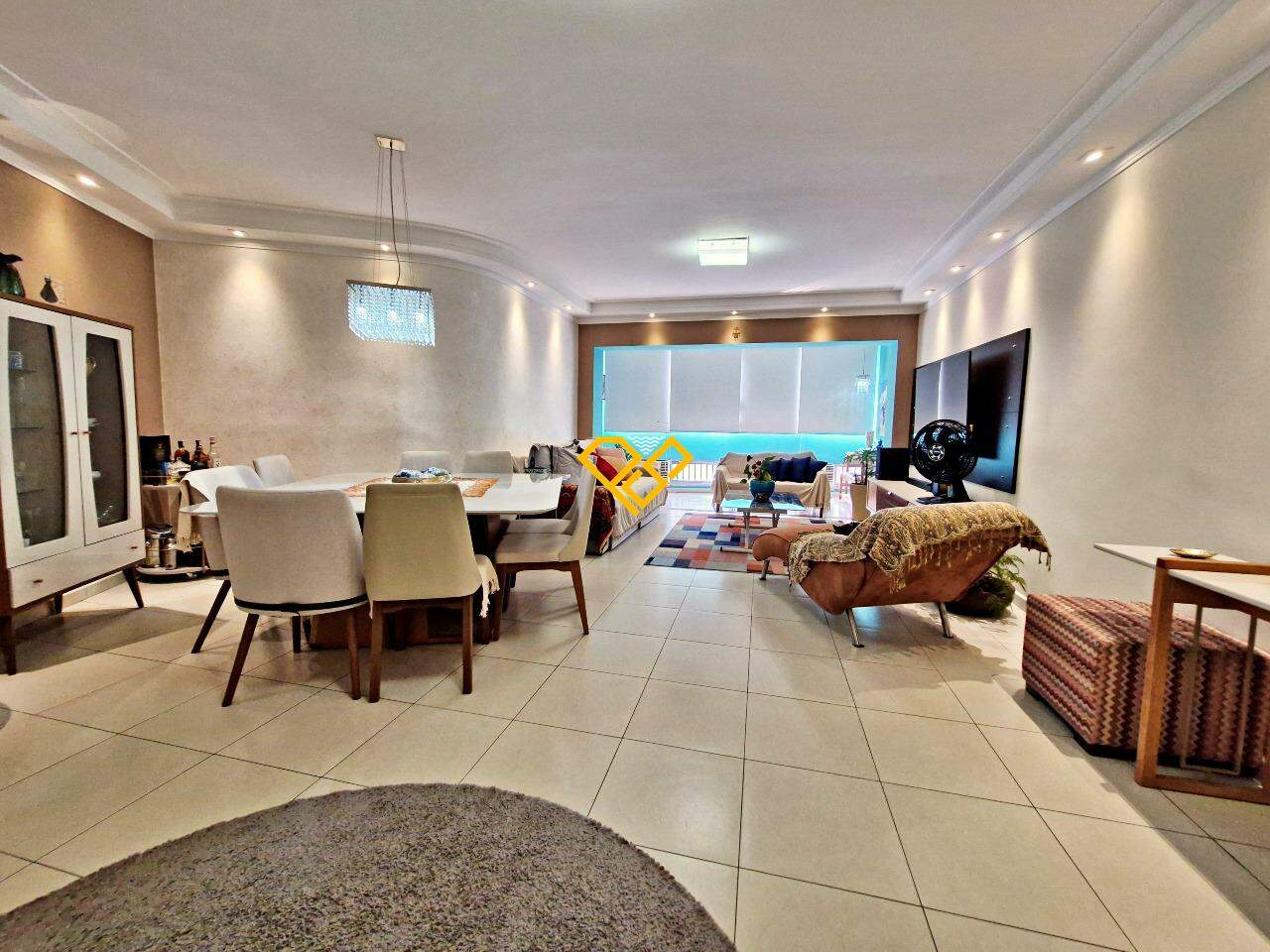 Apartamento à venda no Gonzaga: Sala