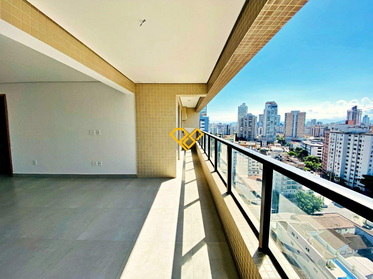 Apartamento à venda no Ponta da Praia: