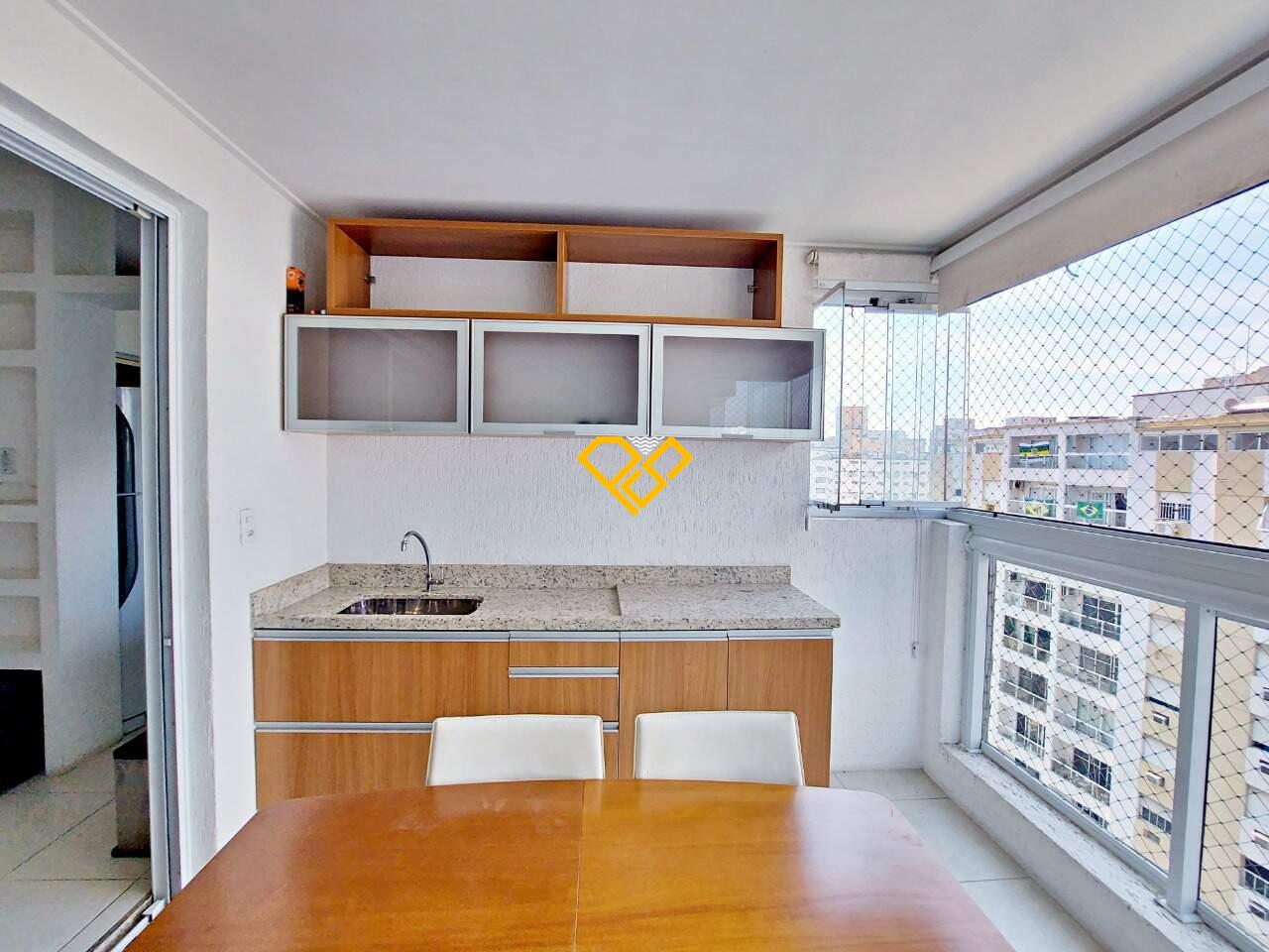 Apartamento à venda no Pompéia: Varanda