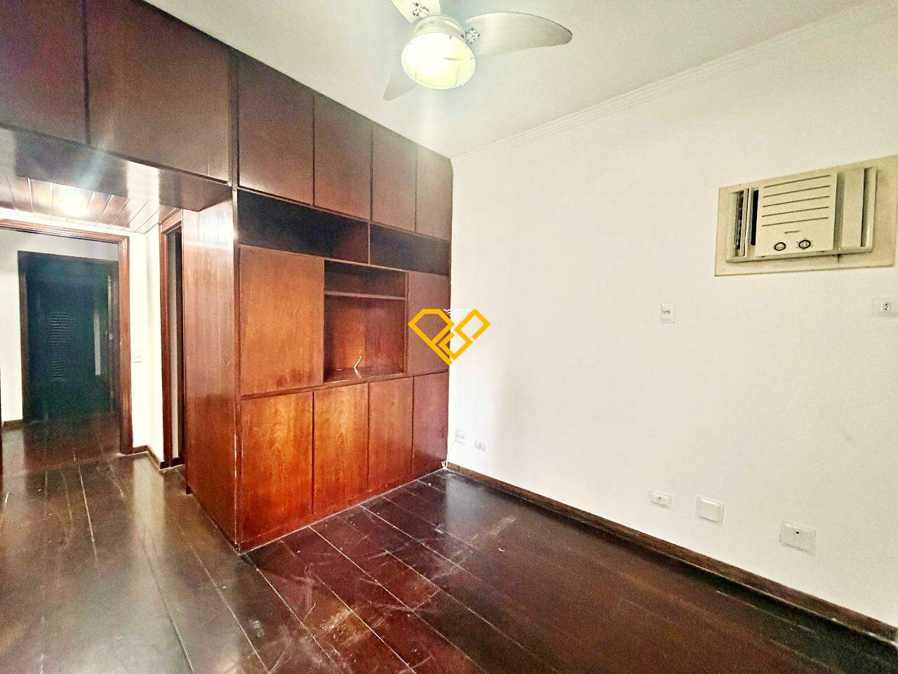 Apartamento à venda no Gonzaga: Dormitório 1 - suíte