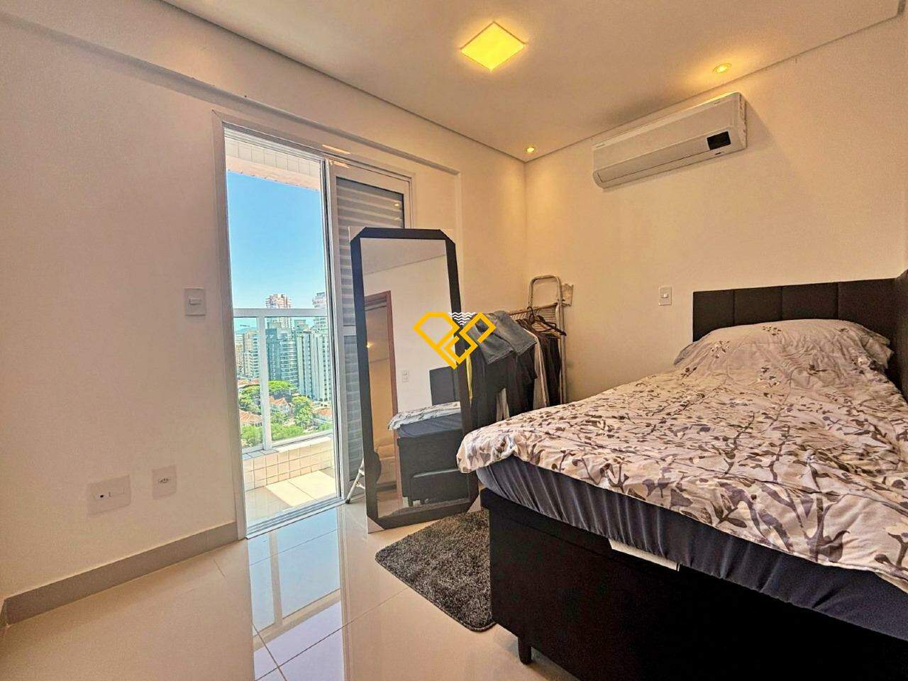 Apartamento à venda no Embaré: Dormitório 2