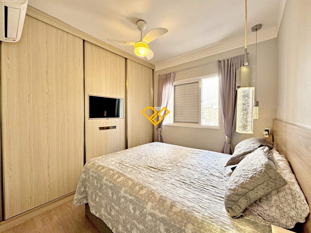 Apartamento à venda no Ponta da Praia: Dormitório 1 - suíte